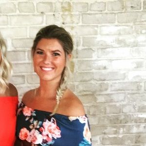 Meet your Posher, Kaila